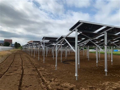 Mezőgazdasági napenergia mezőgazdasági földre tartó állványrendszer