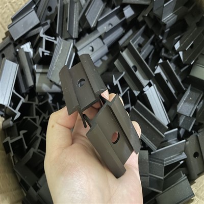 Tanúsított minőség: Grengy közép- és végbilincs